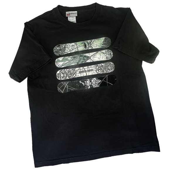 Disney World Expedition Everest Snowboards Black Kids' T-Shirt - Picture 2 of 5